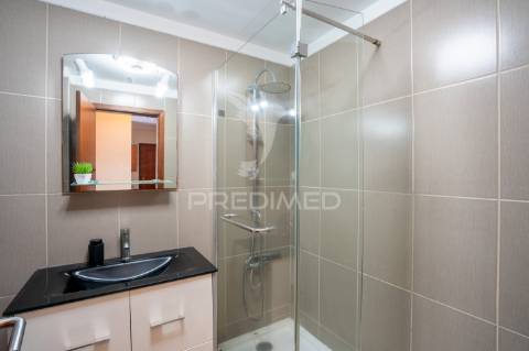 Apartamento t2 caniço