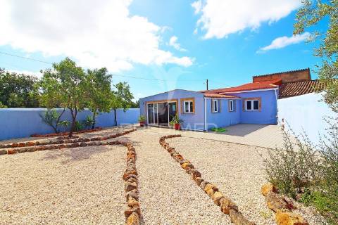 Moradia t4 exclusiva com piscina, lago e terreno de 7450m²