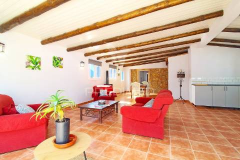 Moradia t4 exclusiva com piscina, lago e terreno de 7450m²