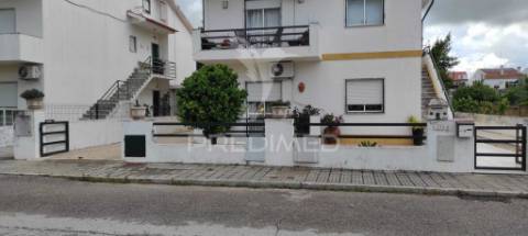 Moradia bi-familiar abrantes