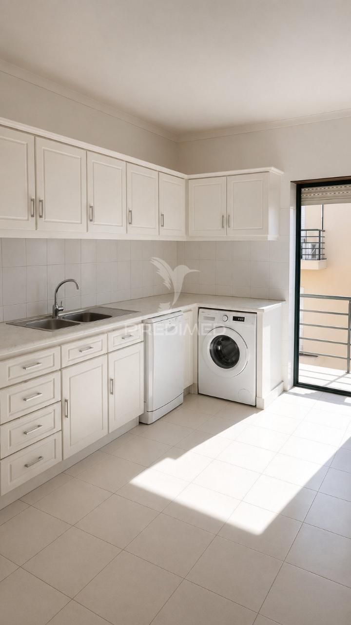 Apartamento t3 em alcobaça para investimento.
