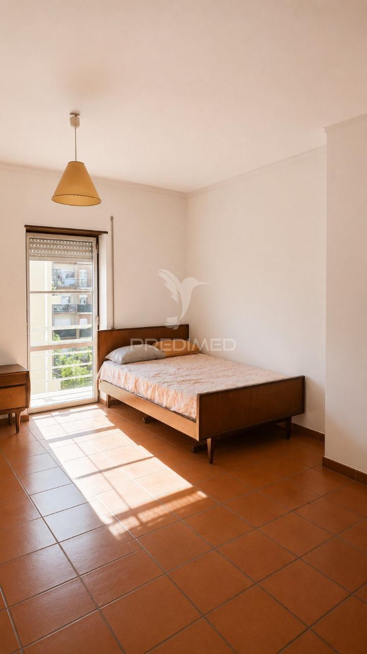 Apartamento t3 em alcobaça para investimento.