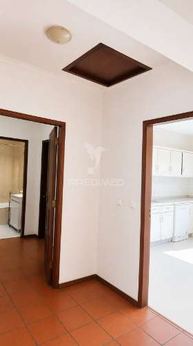 Apartamento t3 em alcobaça para investimento.