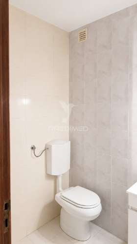 Apartamento t3 em alcobaça para investimento.