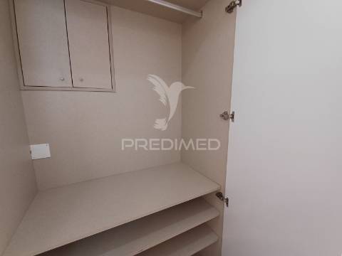 Apartamento t1 torre da marinha