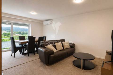 T3 duplex em vila verde- modernidade, conforto e funcionalidade com apenas 6 meses após a sua construção