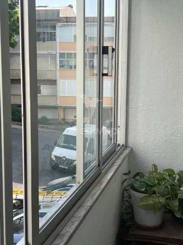 Apartamento t2 | pendão | queluz belas