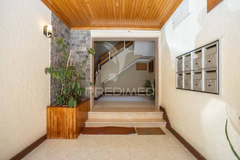 Apartamento t3 em zona central em setúbal