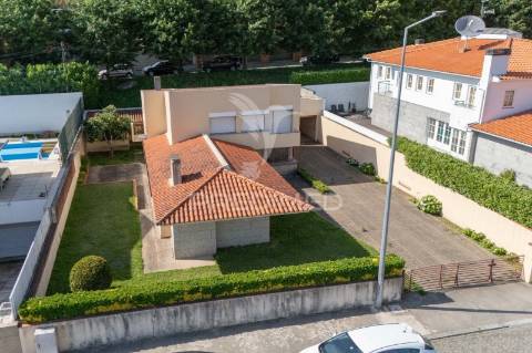 Fantástica moradia individual t4 na costa, guimarães