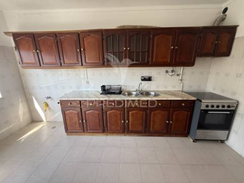 Apartamento t3 com garagem | excelente oportunidade!