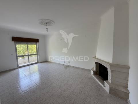 Apartamento t3 com garagem | excelente oportunidade!