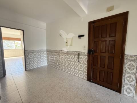Apartamento t3 com garagem | excelente oportunidade!