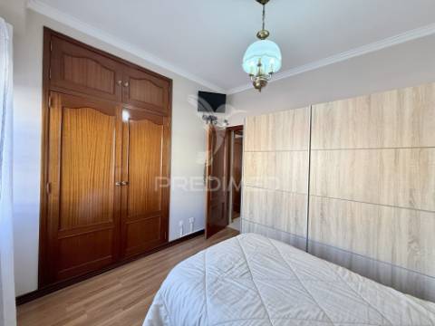 Apartamento t2 em vila nova da caparica