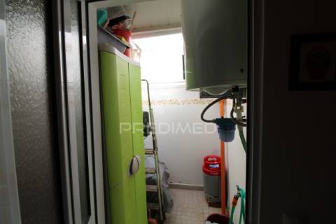 Moradia geminada t3 | centro da vila | pronta a habitar