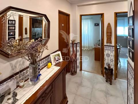 Apartamento t2 | pendão | queluz belas