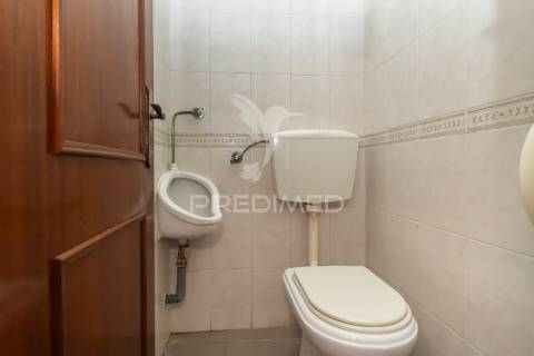 Loja para restauração c/ 114m2 c/ cave - santo andré. barreiro.
