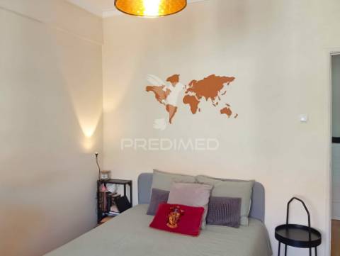 Apartamento lisboa benfica t3 com 2 wc e varanda