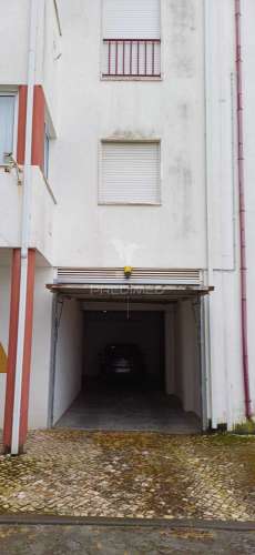 Garagem na zona centro de portalegre