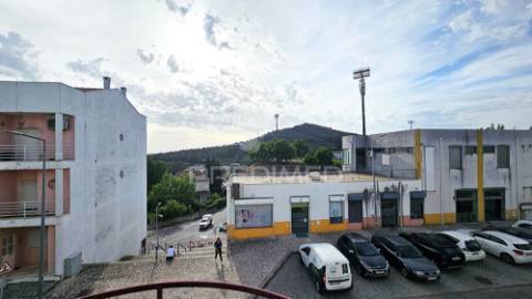 Garagem na zona centro de portalegre