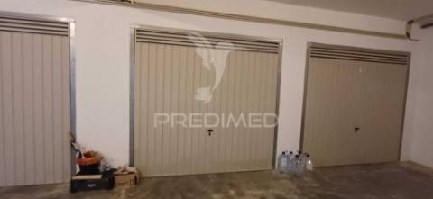 Garagem na zona centro de portalegre