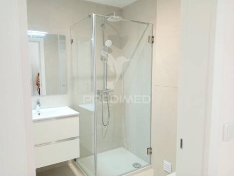 Apartamento t3 totalmente remodelado - quinta da alçada, rua pedro álvares cabral, leiria