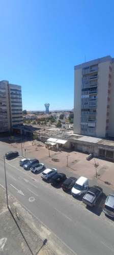 Excelente apartamento t4 com vista panorâmica e acessos premium – santo antónio da charneca, barreiro