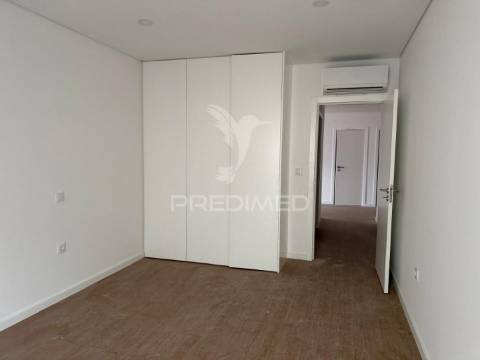 Apartamento t1+1 novo de design contemporâneo | esgueira, aveiro