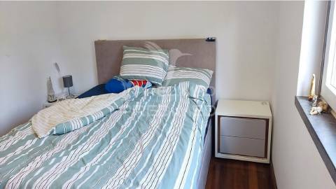 Freiria. torres vedras – moradia t3+2 remodelada com vista desafogada
