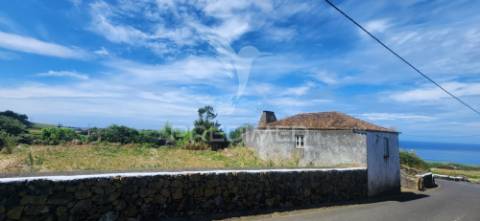 Ruína para recuperar com vista mar deslumbrante no raminho