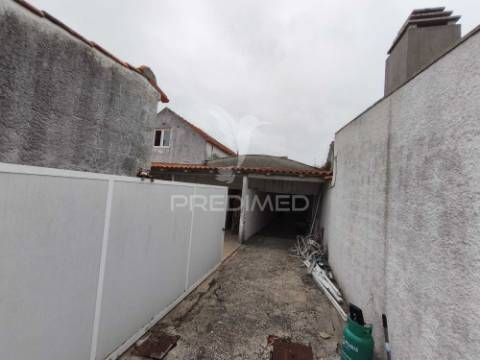 2 moradias t3 independentes com espaço exterior | ílhavo