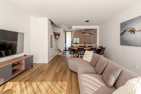 Apartamento t3 duplex - condomínio riomar, fão