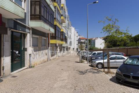 Apartamento t3 c/ varanda