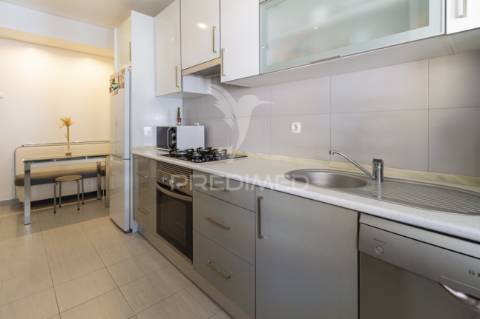 Apartamento t3 c/ varanda