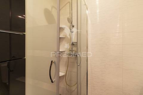 Apartamento t3 c/ varanda