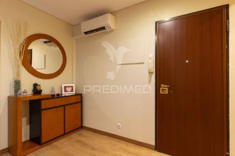 Apartamento t3 c/ varanda