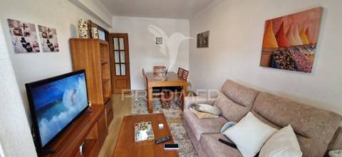 Apartamento t2 + 1 com garagem, rua da gandra em ermesinde