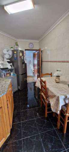 Apartamento t2 + 1 com garagem, rua da gandra em ermesinde