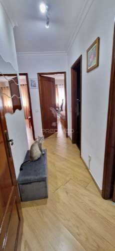 Apartamento t2 + 1 com garagem, rua da gandra em ermesinde