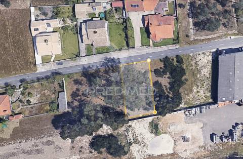 Oportunidade na gafanha da encarnação: terreno com 20m2 de frente de estrada