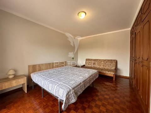 Apartamento t2 para arrendamento – avenida beato nuno, fátima