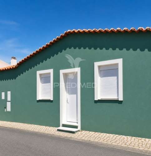 Moradia t2 totalmente remodelada | marinha grande