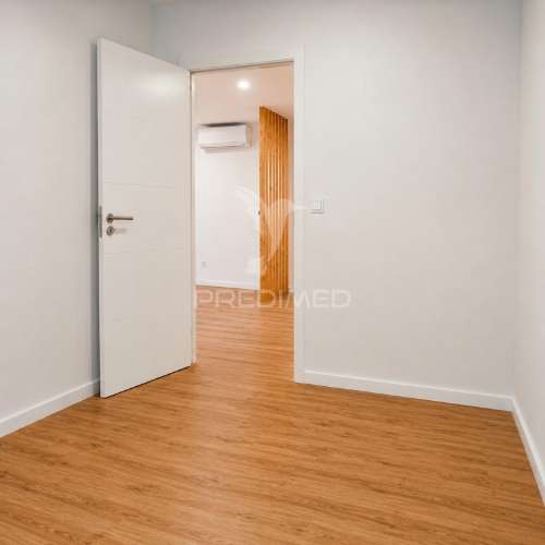 Moradia t2 totalmente remodelada | marinha grande