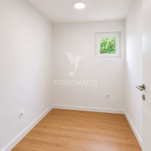 Moradia t2 totalmente remodelada | marinha grande