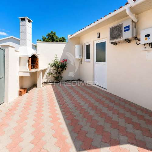 Moradia t2 totalmente remodelada | marinha grande