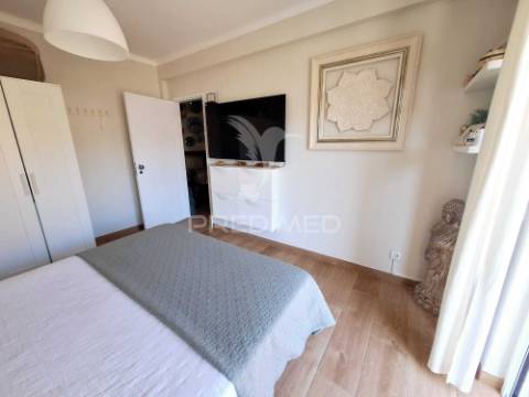 Moradia t3 + 1 renovada no centro da emblemática cidade de silves