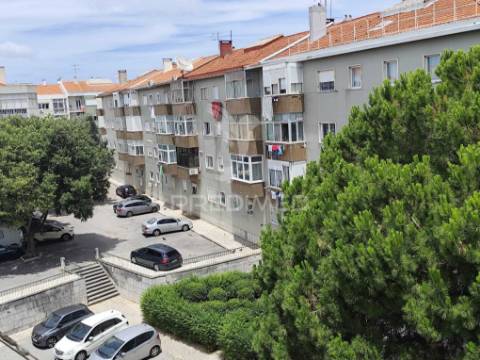 T3 em linda a velha / oeiras