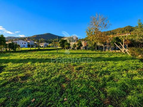 Moradia em pedra p/ restauro em valdreu, vila verde