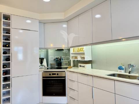 Apartamento t3 renovado com churrasqueira | fátima