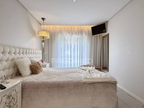 Apartamento t3 renovado com churrasqueira | fátima