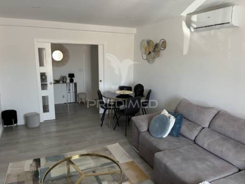 Apartamento t4 em samora corrreia